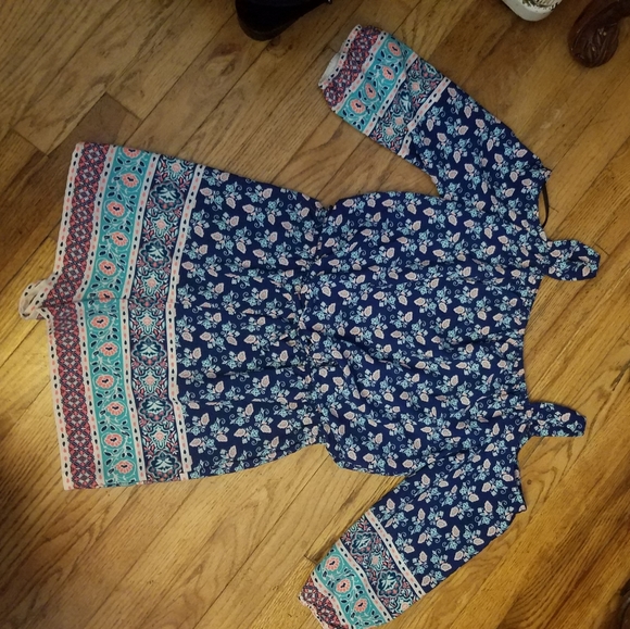Romper - Picture 1 of 3